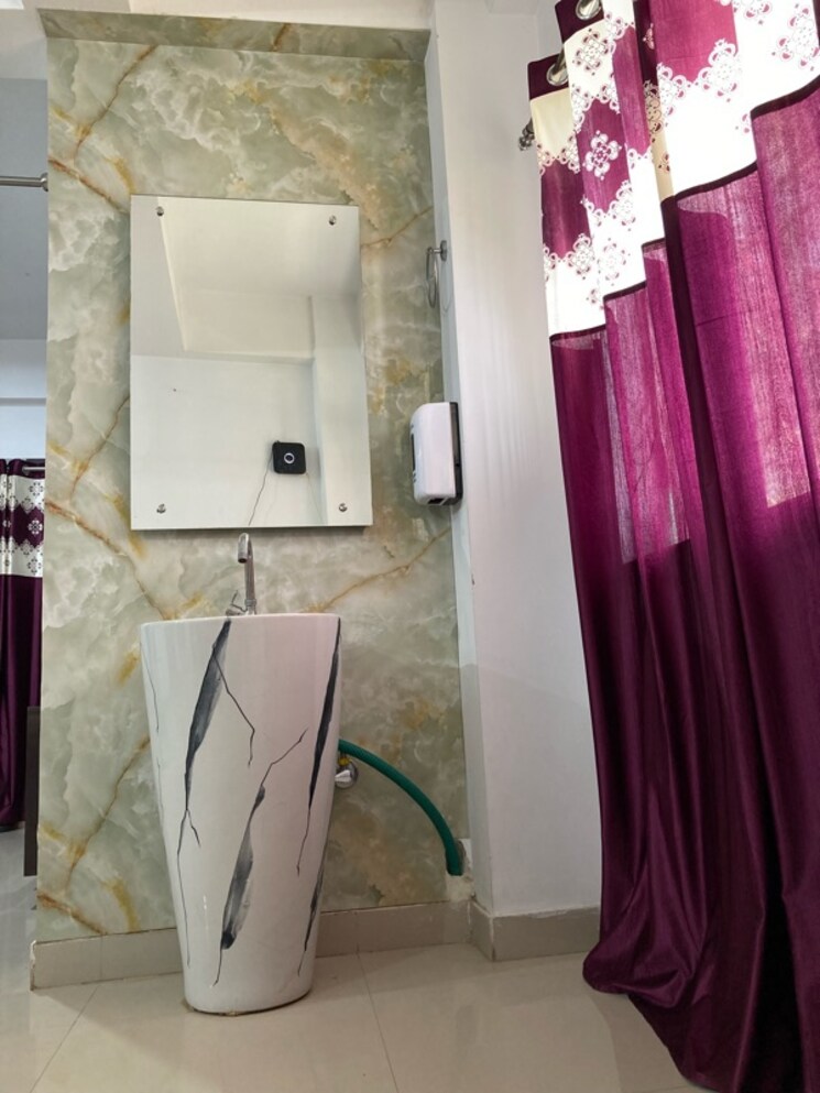 Bathroom, nohsa 2 Bedroom 1189 Sq.Ft. Apartment In Nohsa Patna 8701549