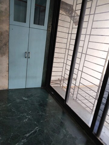 Room in 2 BHK Apartment at Ravi Heights, Kamothe – for Rent