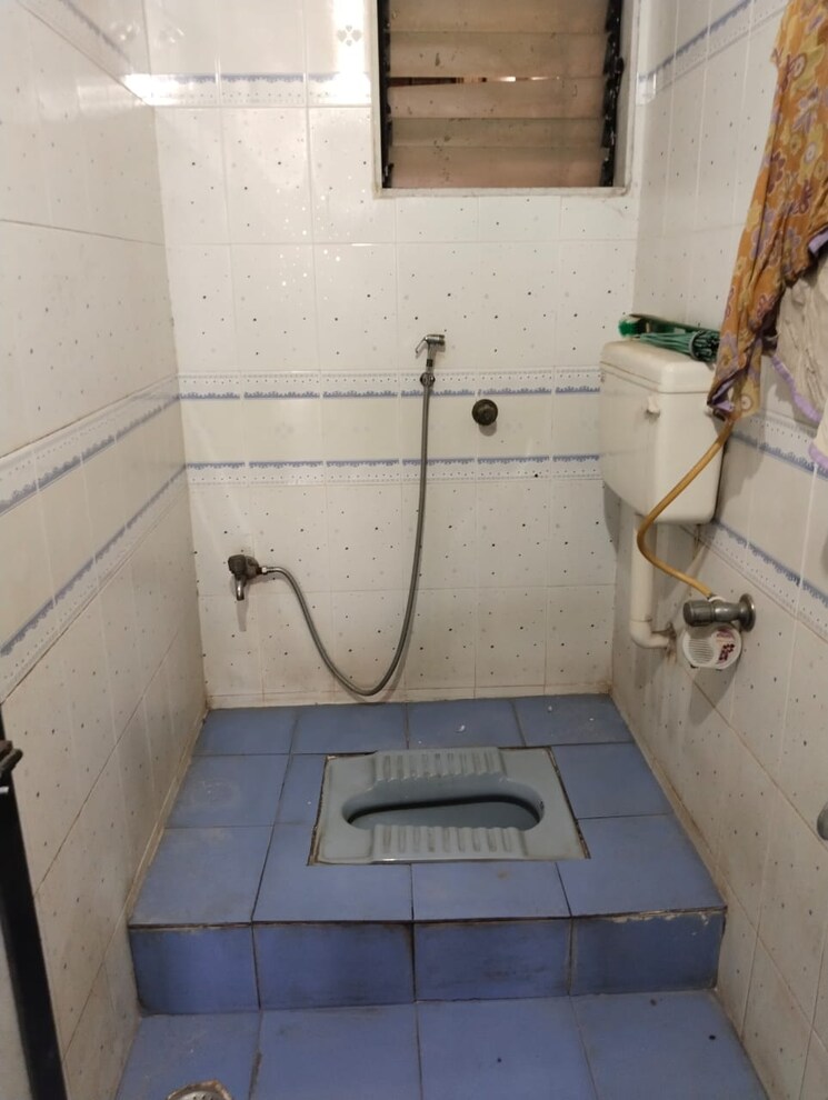 Bathroom, ravi-heights 2 Bedroom 1100 Sq.Ft. Apartment In Kamothe Navi Mumbai 8701592