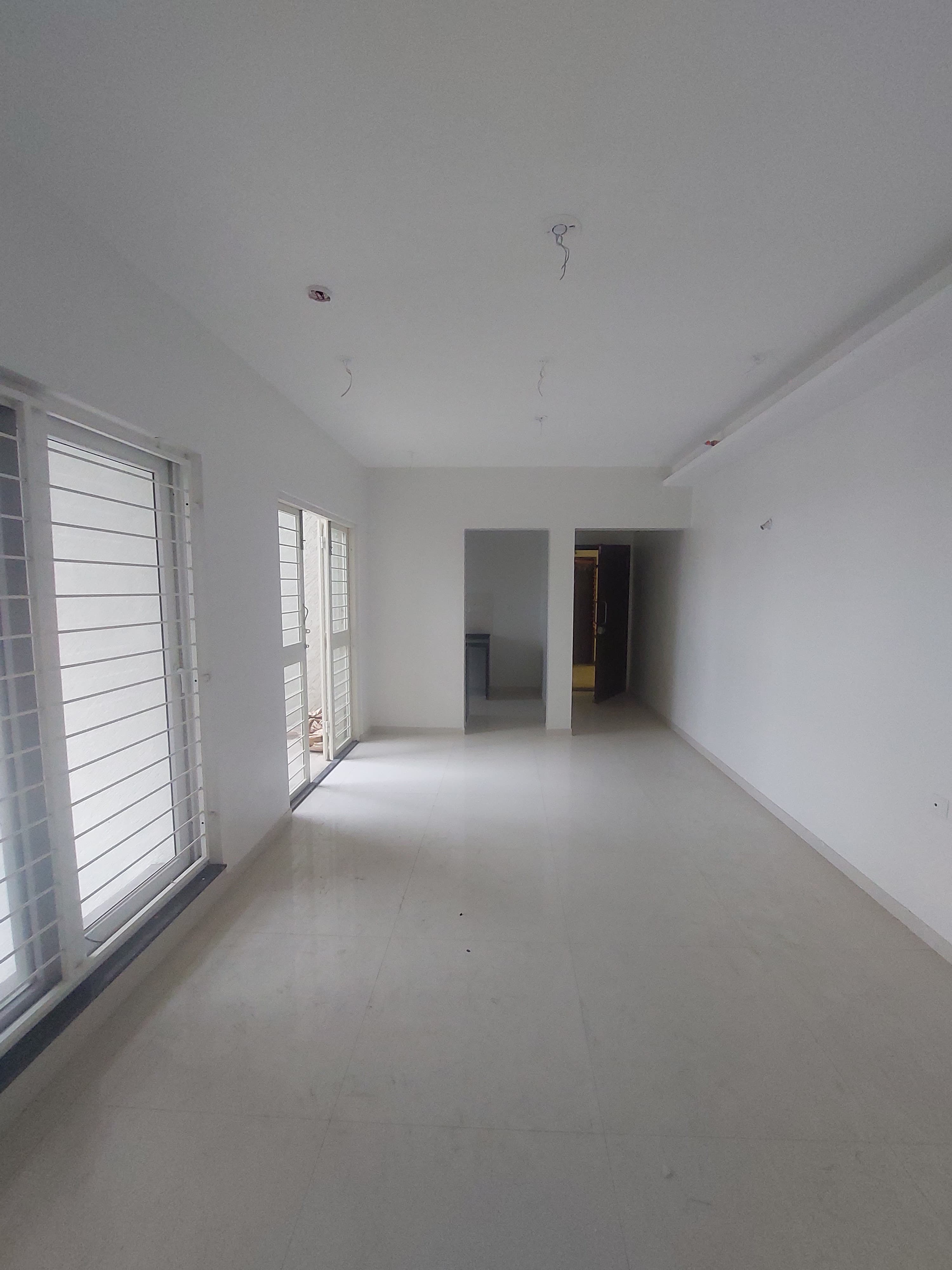 2 BHK + Extra Room Apartment For Rent in Goel Ganga Legend