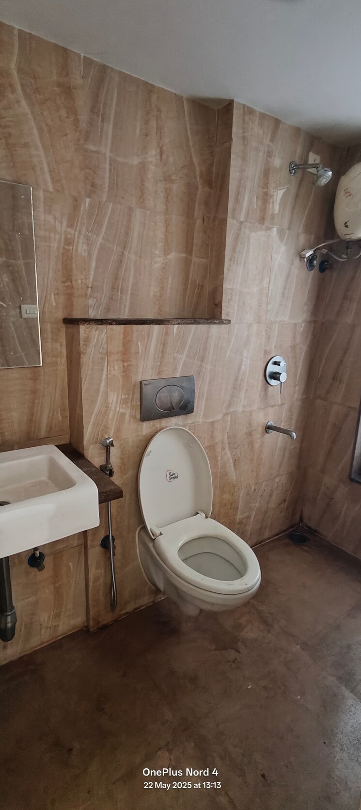 Bathroom, lodha-amara 1.5 Bedroom 515 Sq.Ft. Apartment In Kolshet Road Thane 8701625