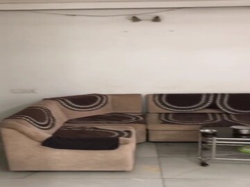 Living Room in 2 BHK Apartment at Dadar East – for Rent