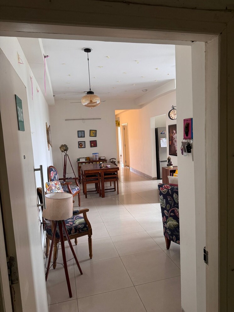 Team Area, emaar-palm-gardens 3 Bedroom 1900 Sq.Ft. Apartment In Sector 83 Gurgaon 8701677