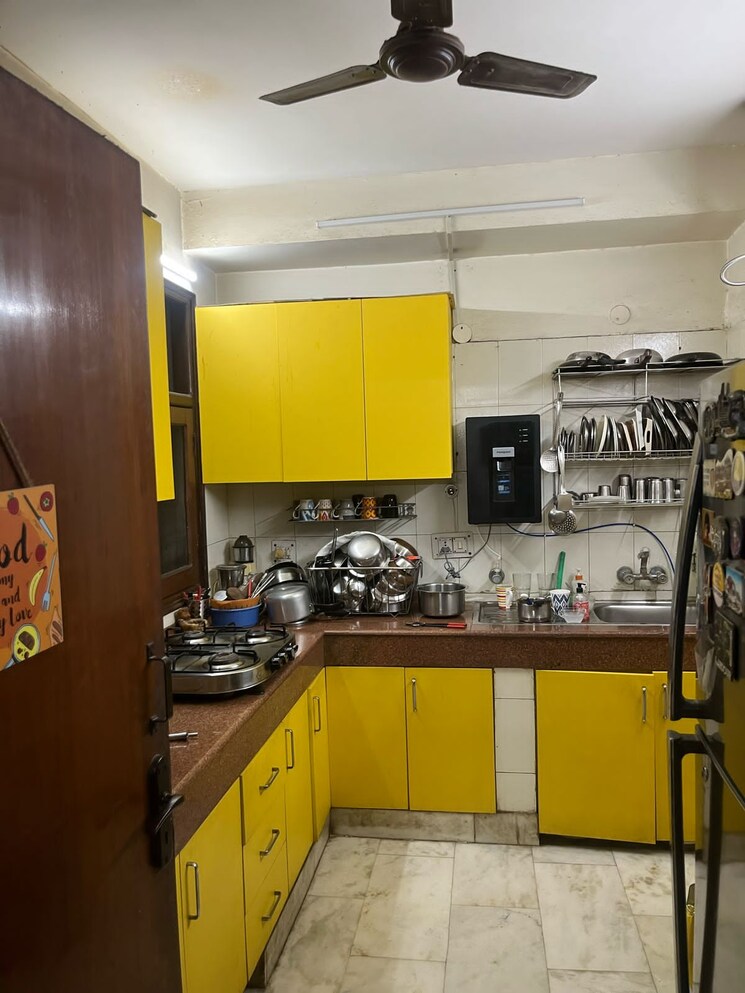 Master Bedroom, cghs-progressive-apartments 3 Bedroom 1800 Sq.Ft. Apartment In Sector 55 Gurgaon 8701690