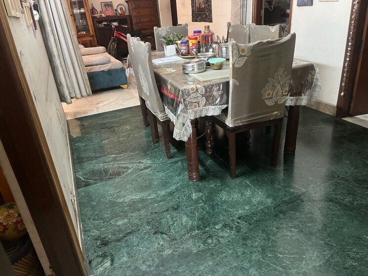  Parking, cghs-progressive-apartments 3 Bedroom 1800 Sq.Ft. Apartment In Sector 55 Gurgaon 8701690