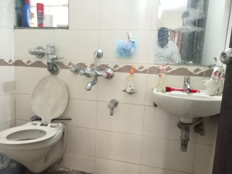 Bathroom, prestige-residency-gardenia 2 Bedroom 650 Sq.Ft. Apartment In Ghodbunder Road Thane 8701775