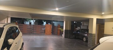 Parking in 3 BHK Builder Floor at SS Mayfield Gardens, Sector 51 – for Rent