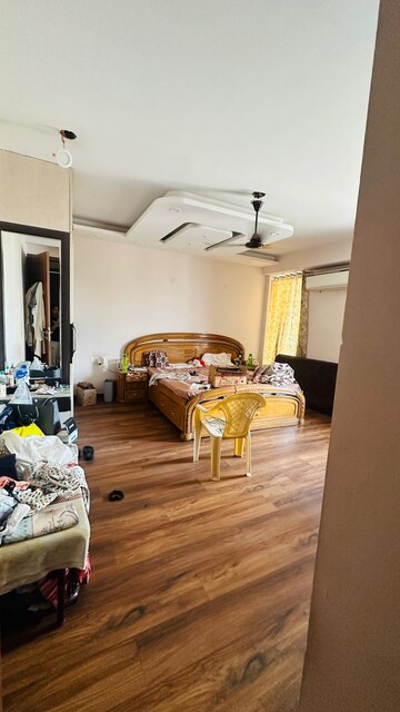 Bedroom in 3 BHK Builder Floor at SS Mayfield Gardens, Sector 51 – for Rent