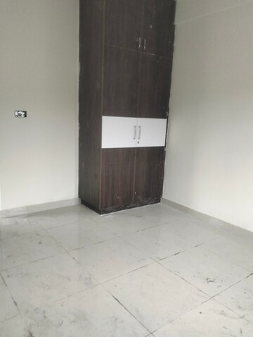 Room in 1 BHK Builder Floor at Hsr Layout – for Rent