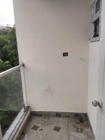 Balcony in 1 BHK Builder Floor at Hsr Layout – for Rent