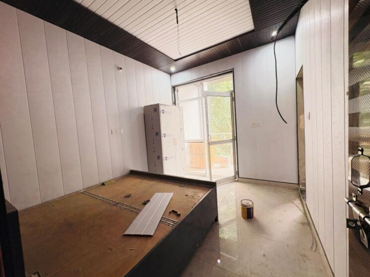 Kitchen, sector 30 2 Bedroom 120 Sq.Yd. Builder Floor In Sector 30 Gurgaon 8701873