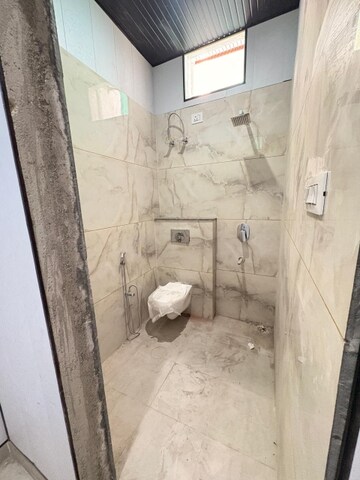Bathroom in 2 BHK Builder Floor at Sector 30 – for Rent