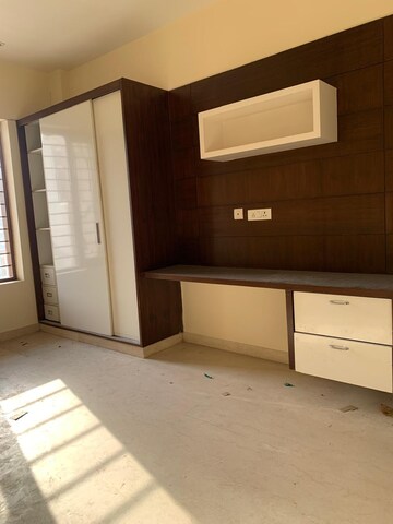 3 BHK Builder Floor For Rent in Sector 15a