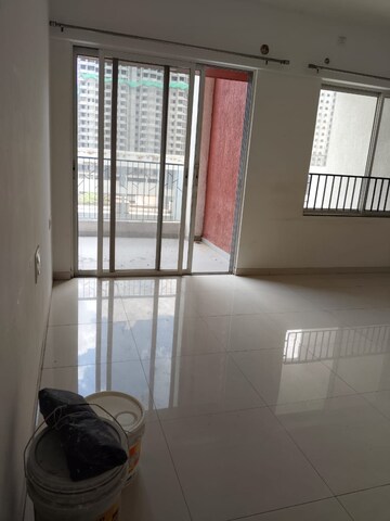 Room in 2 BHK Apartment at Godrej 24, Hinjewadi – for Rent