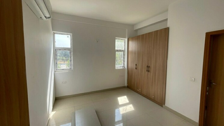 Room, smart-world-gems 2 Bedroom 1103 Sq.Ft. Apartment In Sector 89 Gurgaon 8701897