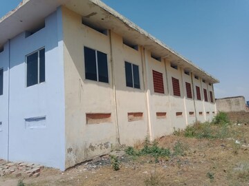6+ BHK Independent House For Sale in Nh 8