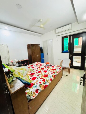 Bedroom in 3 BHK Builder Floor at Huda CGHS, Sector 56 – for Rent