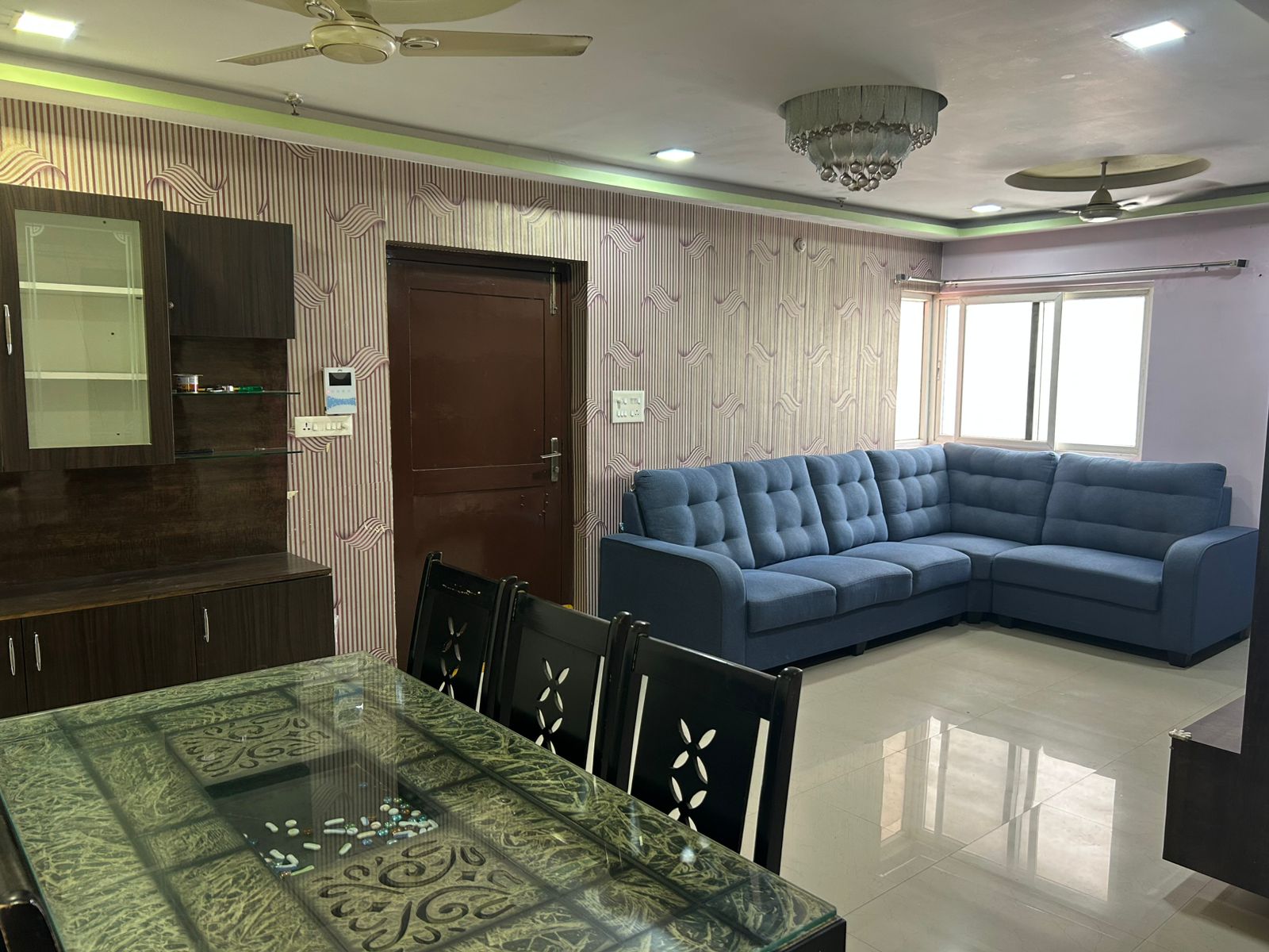 2 BHK + Pooja Room Apartment For Rent in Emami Swanlake