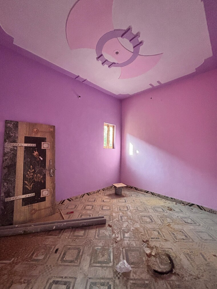 Room, nangla-enclave 2 Bedroom 65 Sq.Yd. Independent House In Sector 51 Faridabad 8701951