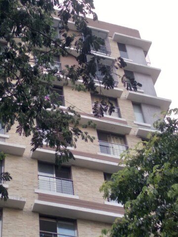 1 BHK Apartment For Rent in Dadar West