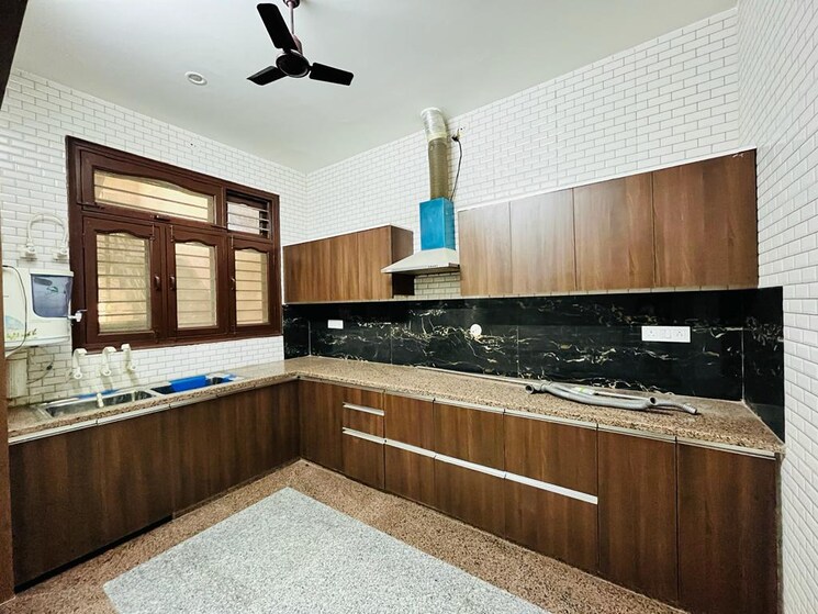 Kitchen, sector 65 2.5 Bedroom 1450 Sq.Ft. Builder Floor In Sector 65 Faridabad 8701965