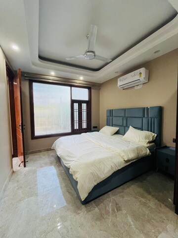 Bedroom in 3 BHK Apartment at B2 Green Glade Apartments, Vasant Kunj – for Rent