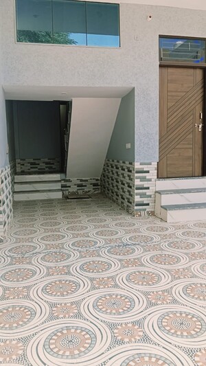 Parking in 4 BHK Villa at Kalwar Road – for Sale