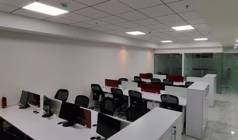 Office Space For Rent in Omkar The Summit Business Bay