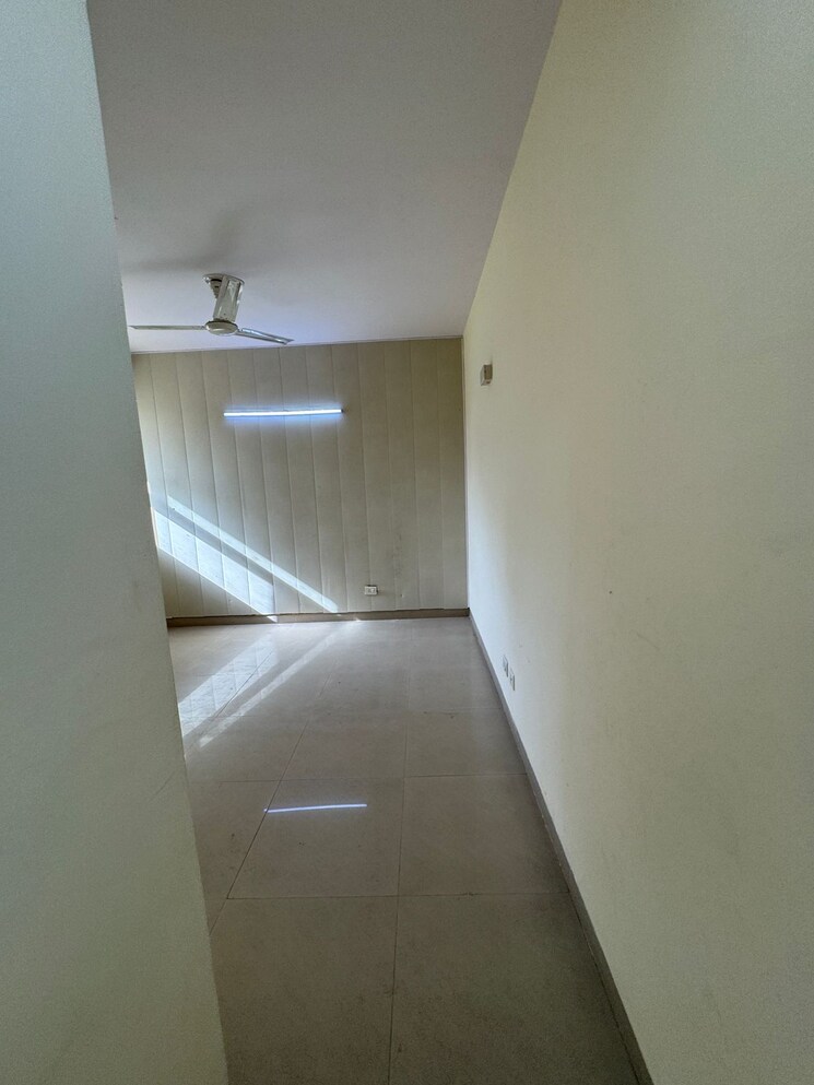 undefined, puri-pratham 3 Bedroom 1400 Sq.Ft. Apartment In Sector 84 Faridabad 8702024