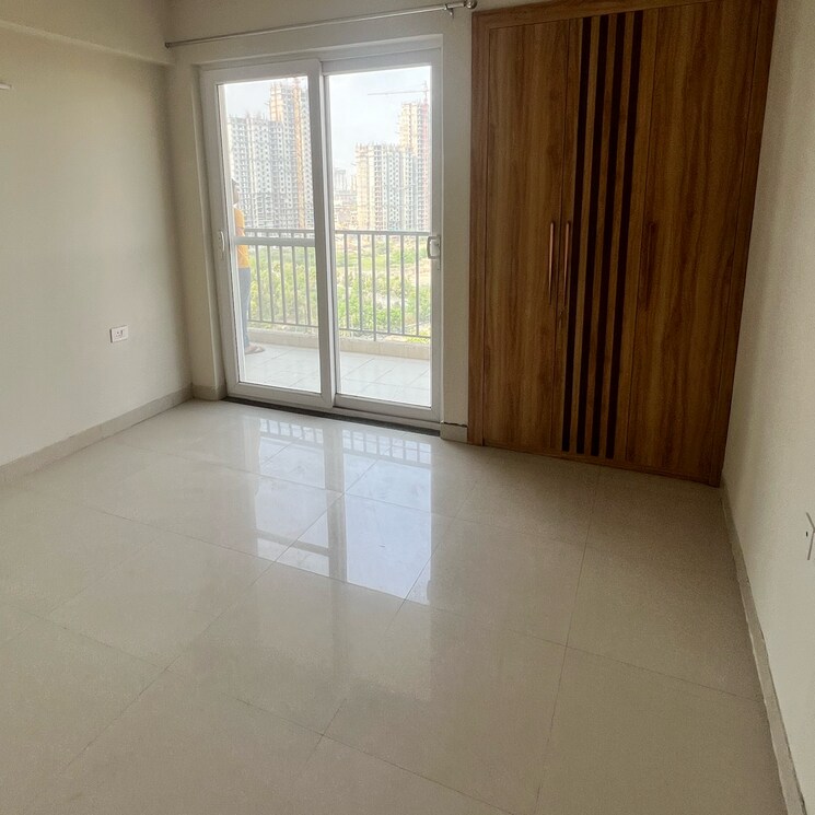 Room, tata-eureka-park 3 Bedroom 1575 Sq.Ft. Apartment In Sector 150 Noida 8702063