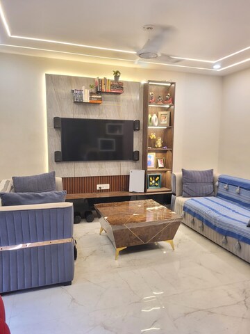 Living Room in 2 BHK Apartment at BPTP Discovery Park, Sector 80 – for Rent