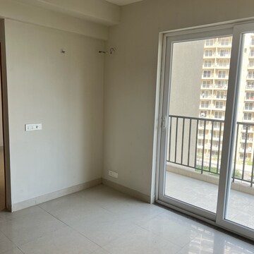 2 BHK Apartment For Rent in Tata Destination 150, Sector 150
