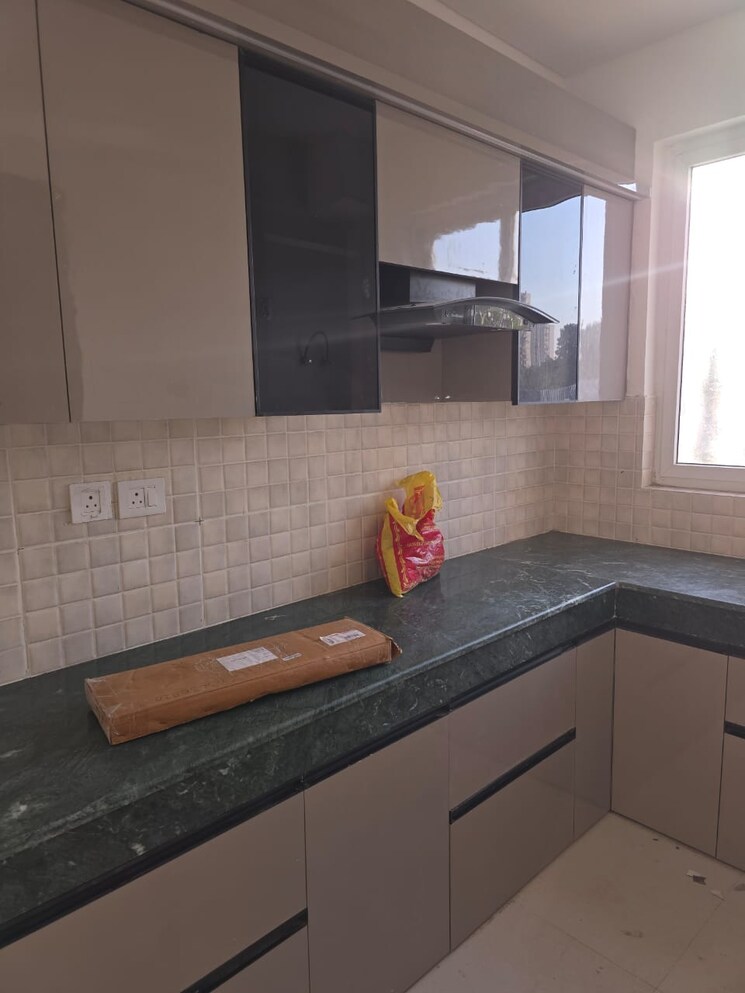 Kitchen, bptp-park-elite-floors 3 Bedroom 1660 Sq.Ft. Apartment In Sector 85 Faridabad 8702088