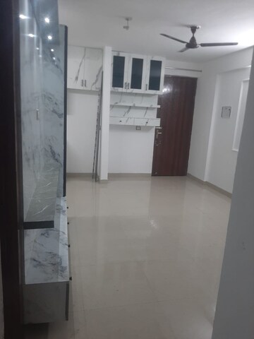 Room in 3 BHK Apartment at ROF Amaltas, Sector 92 – for Rent