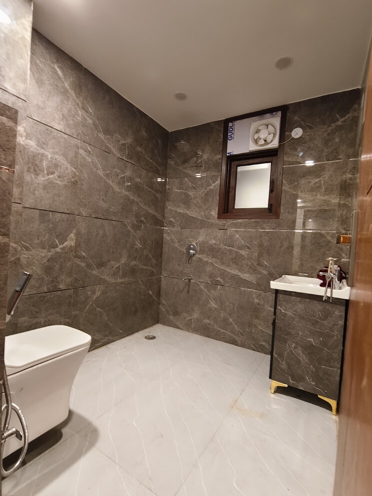 Bathroom, boutique-residential-apartments-g-88 3 Bedroom 1800 Sq.Ft. Builder Floor In Saket Delhi 8702128