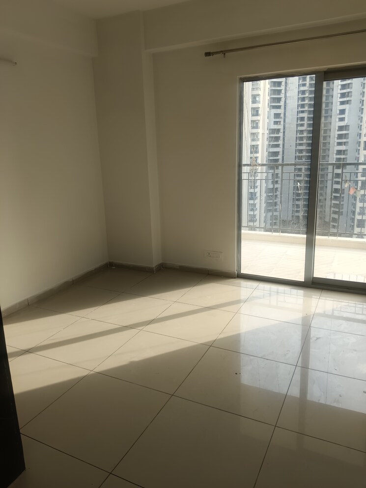 Room, panchsheel-greens-ii 2 Bedroom 572 Sq.Ft. Apartment In Sector 16 Greater Noida Greater Noida 8635678
