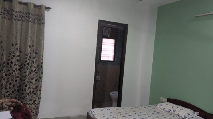 Room, sector 31 3 Bedroom 260 Sq.Yd. Builder Floor In Sector 31 Gurgaon 8702206