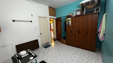 Bedroom in 2 BHK Builder Floor at Hbr Layout – for Sale