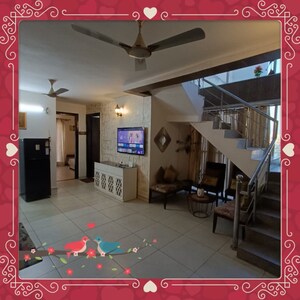 Bedroom in 4 BHK Apartment at Motiaz Royal Citi, Nagla Road – for Sale