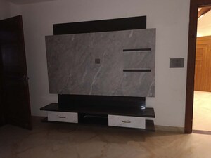 Furnished Amenities in 3 BHK Builder Floor at Sector 77 – for Sale