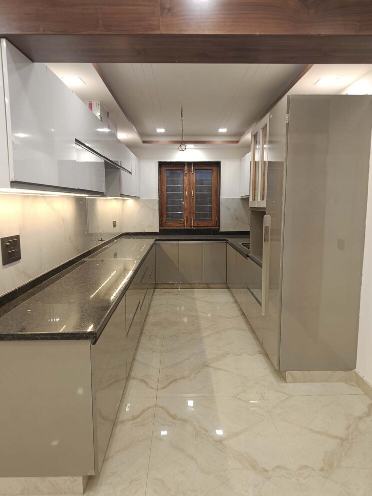 Kitchen, sector 77 3 Bedroom 2200 Sq.Ft. Builder Floor In Sector 77 Faridabad 8702219