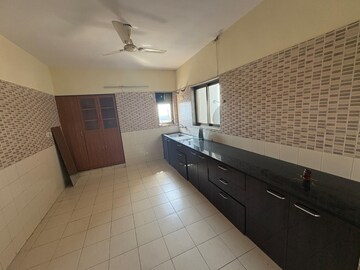 Kitchen in 4 BHK Apartment at Seawoods Estate, Seawoods – for Rent