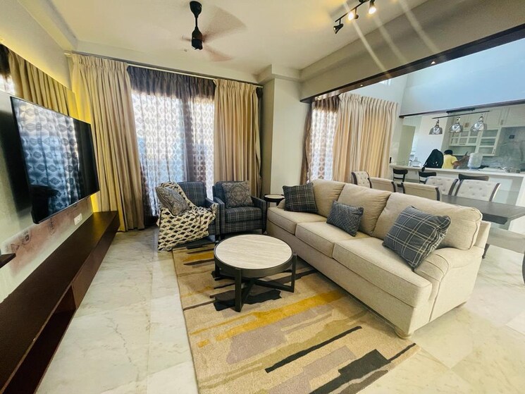 Living Room, bhartiya-nikoo-homes-phase-2 4 Bedroom 2800 Sq.Ft. Penthouse In Thanisandra Main Road Bangalore 8702228
