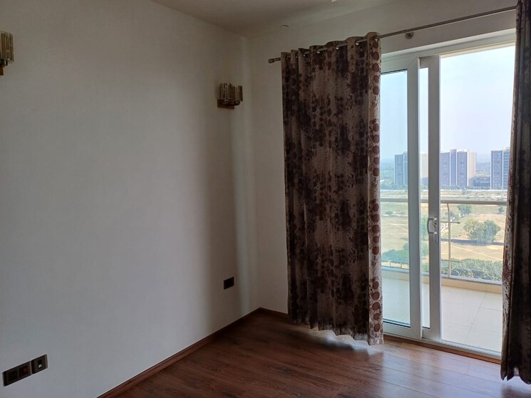 Room, rg-luxury-homes 3 Bedroom 1662 Sq.Ft. Apartment In Sector 16b Greater Noida Greater Noida 8702237