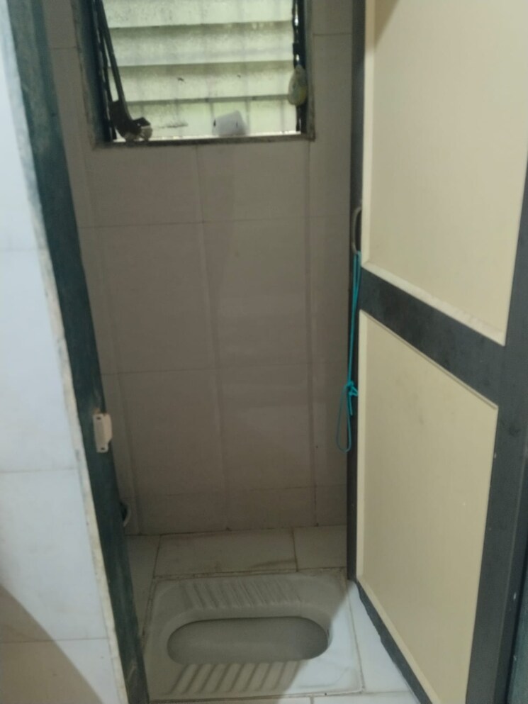 Bathroom, rai-yashwant-heights 2 Bedroom 689 Sq.Ft. Apartment In Kalyan East Thane 8702304