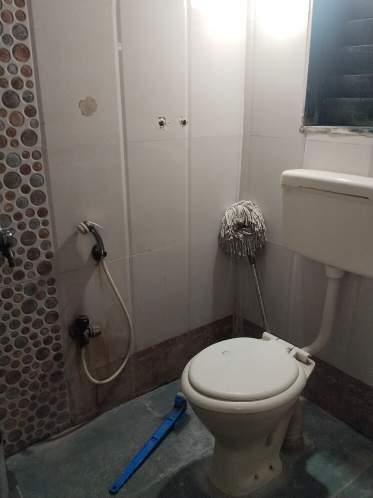 Bathroom, rai-yashwant-heights 2 Bedroom 689 Sq.Ft. Apartment In Kalyan East Thane 8702304