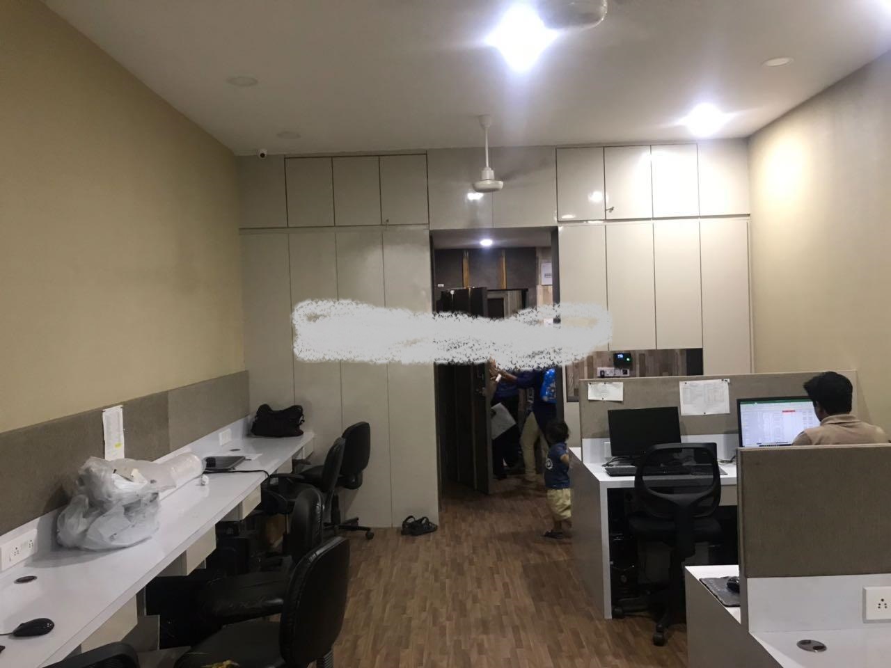 Office Space For Rent in Karnani Estate