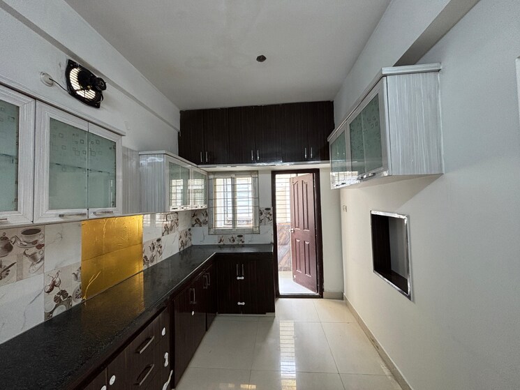 Kitchen, madhapur 3 Bedroom 1800 Sq.Ft. Builder Floor In Madhapur Hyderabad 8702310