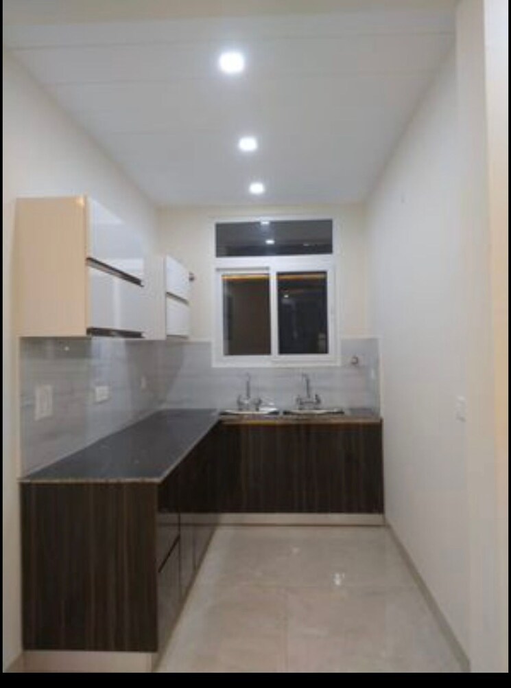 Kitchen, patiala road 2 Bedroom 1500 Sq.Ft. Apartment In Patiala Road Zirakpur 8702309