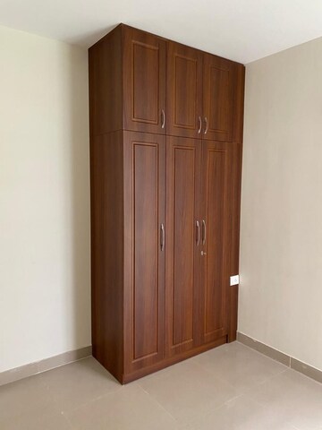 Room in 2 BHK Apartment at Shree Vardhman Green Court, Sector 90 – for Rent